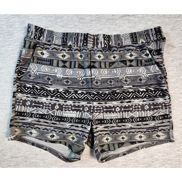 Ethnic Chevron Print Shorts Elastic Waist Soft Feel Mens Size 3XL - Picture 1 of 8